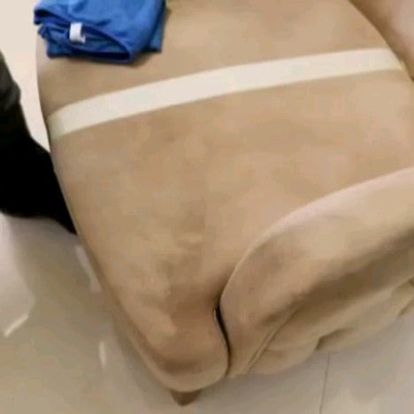 بدك تنظفي البقع والاوساخ عن كنباياتك بأقل تكلفة وبدون جهد .. مع نتائج سريعة وفورية ⁉️⁉️⁉️⁉