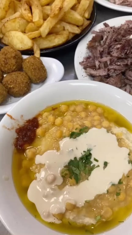 ‏ #alsheikh #nazareth #nazarethfood #hummus #fool #musabaha #fallafel #shawarma #veganfood