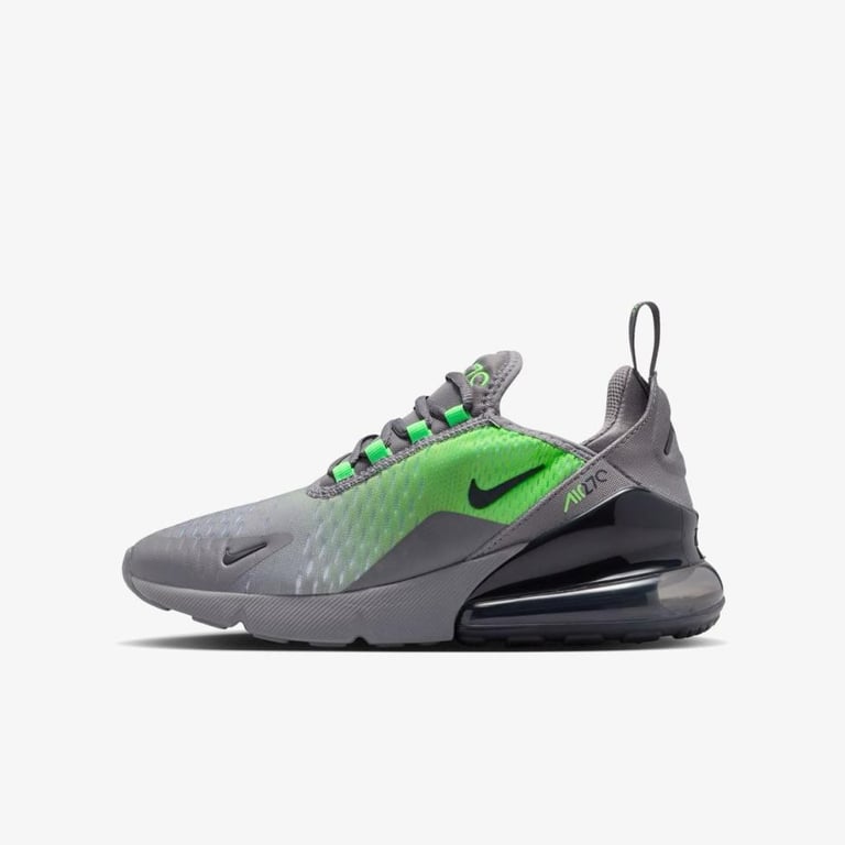 حذاء Nike Air 270
