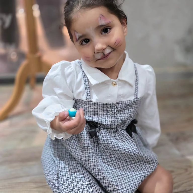 الاطفال الحلوين