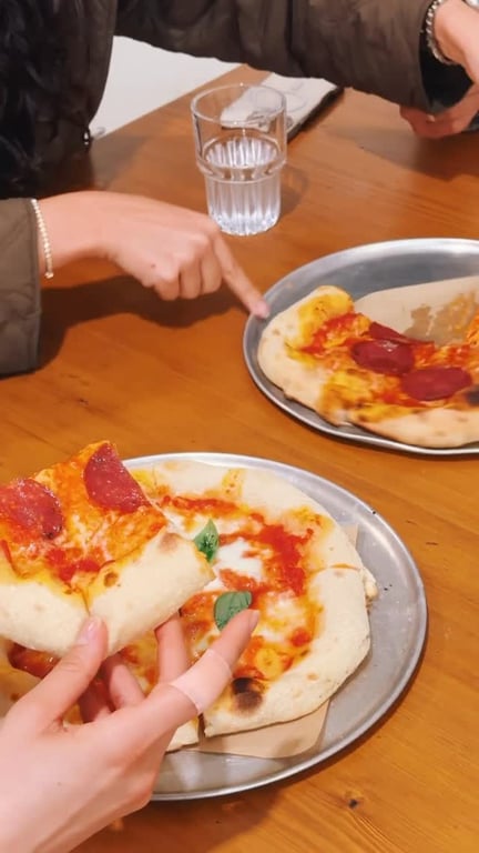 ليالي جبر وخير 🌙 ينعاد عليكم بالصحة والعافية 🤍🍕