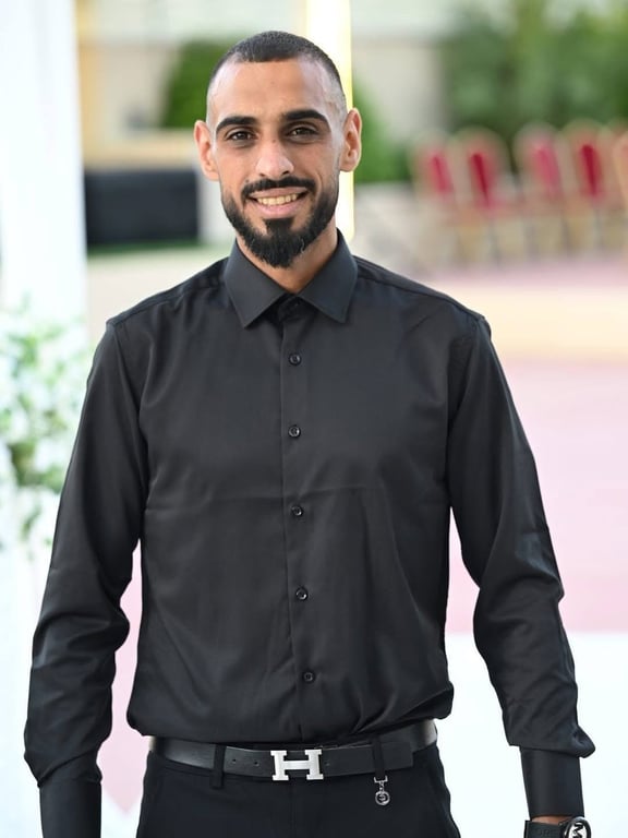 ✨ مقتطفات وصور توثق لحظات الفرح والسعادة من ليلة العمر.. أجواء مليئة بالحب والبهجة للعريس 