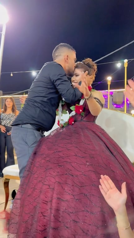 الف مبروك للأخ اياد علوان بمناسبة زفاف ابنته جهينة بالرفاه والبنين ❤️🌷